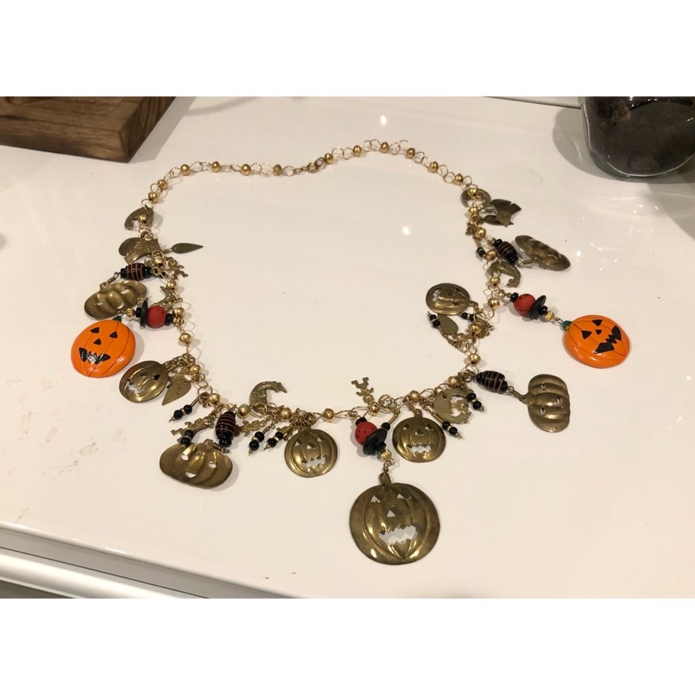 Halloween-Themed Jewelry Set